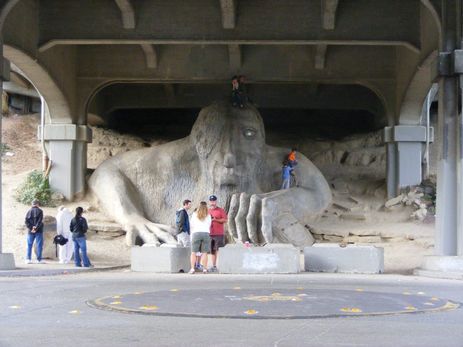 08-Seattle-Troll